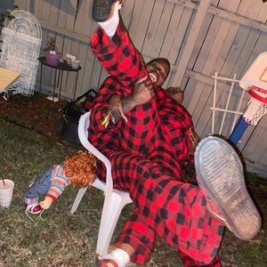 Meet your Posher, Raymone